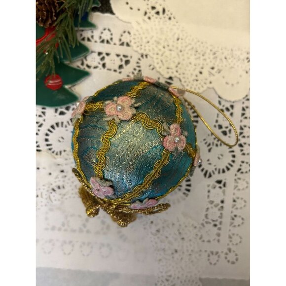 Vintage Handmade Christmas Ball Ornament Turquoise Embroidered Organza Pink Flow - Picture 4 of 4